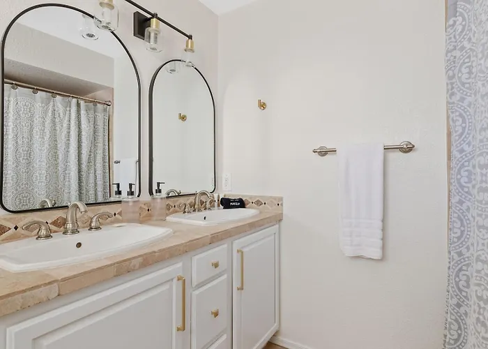 Desert Legacy Hidden Hideaway Holiday home Scottsdale